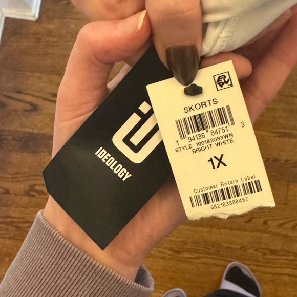 White Ruffled Active Mini Skirt - Picture 3 of 3